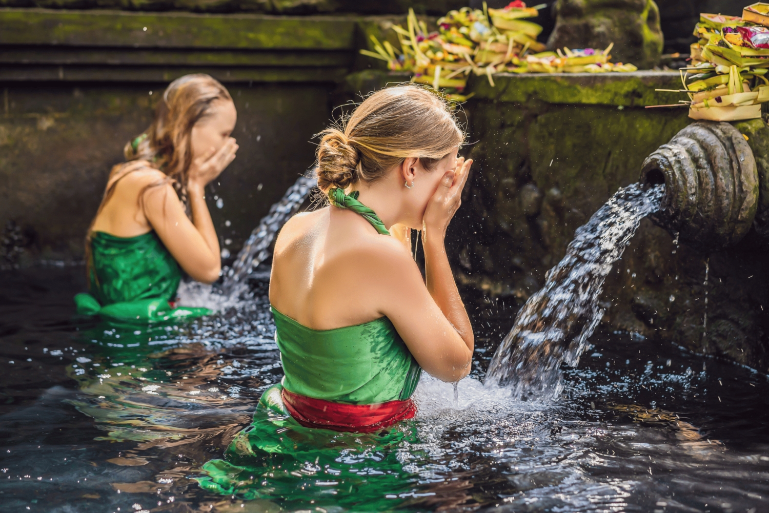 Bali: Traditionel balinesisk renselse i Ubud