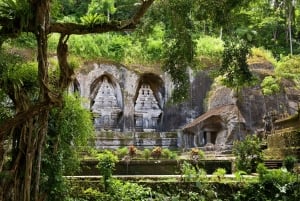 Bali: Traditionel balinesisk renselse i Ubud