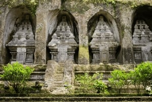 Bali: Traditionel balinesisk renselse i Ubud