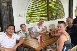 Bali: Sykkeltur i Ubud med lunsj og bading