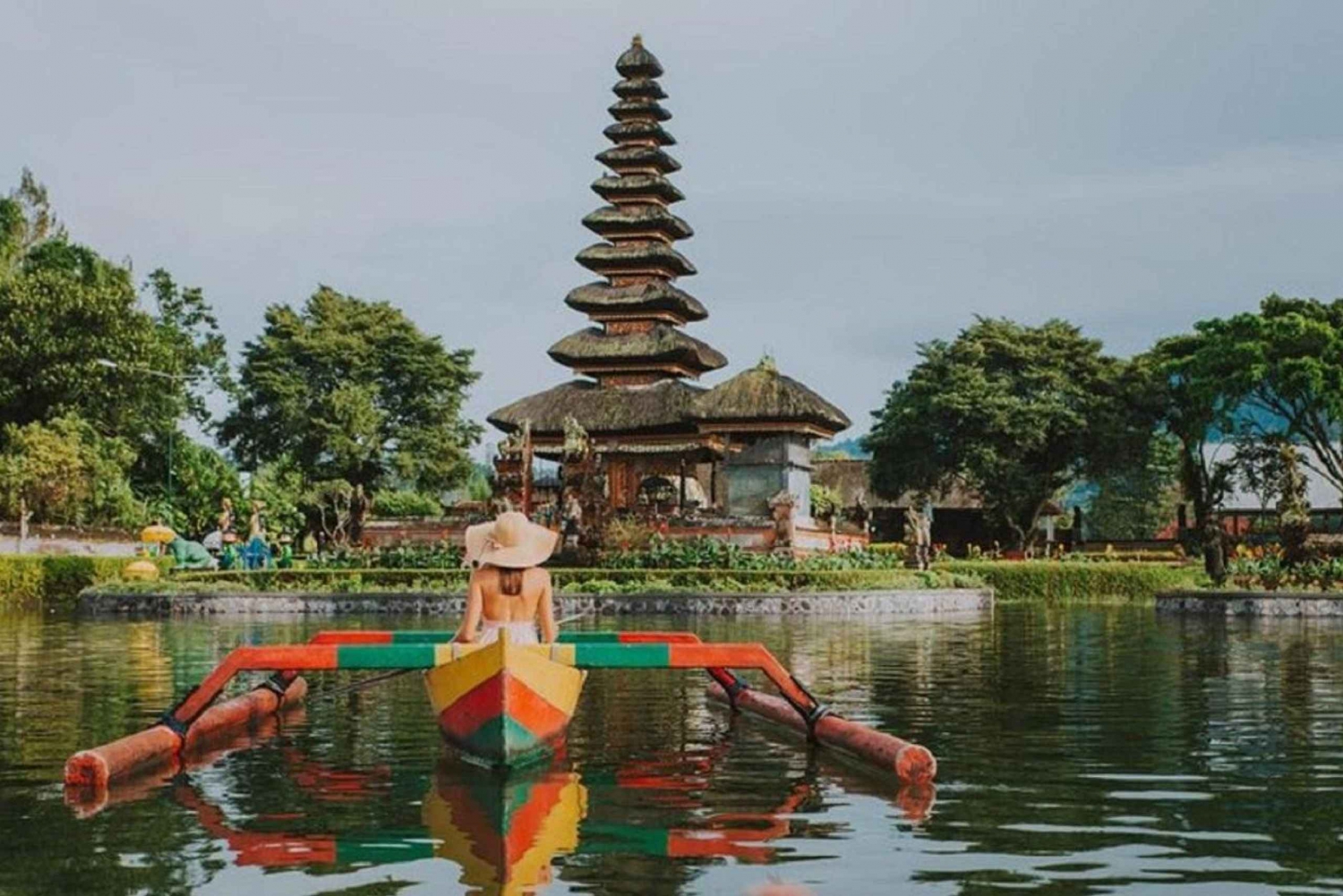 Bali: Ulundanu Temple, Rice Terrace & Tanah Lot Sunset Tour