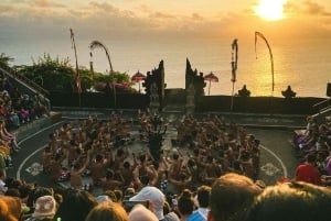 Bali Uluwatu Tour: Beaches, Cliffs, Temple, Fire Dance & BBQ