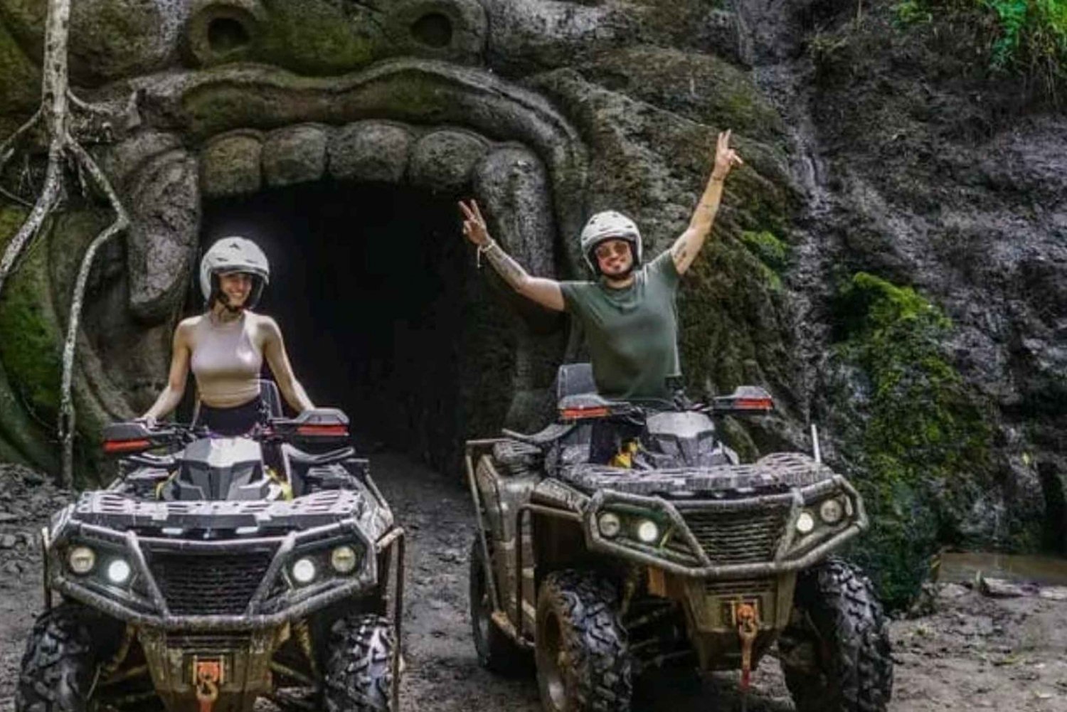 Bali: Vandfald Gorilla Cave ATV & Ubud Rafting Trip & Frokost