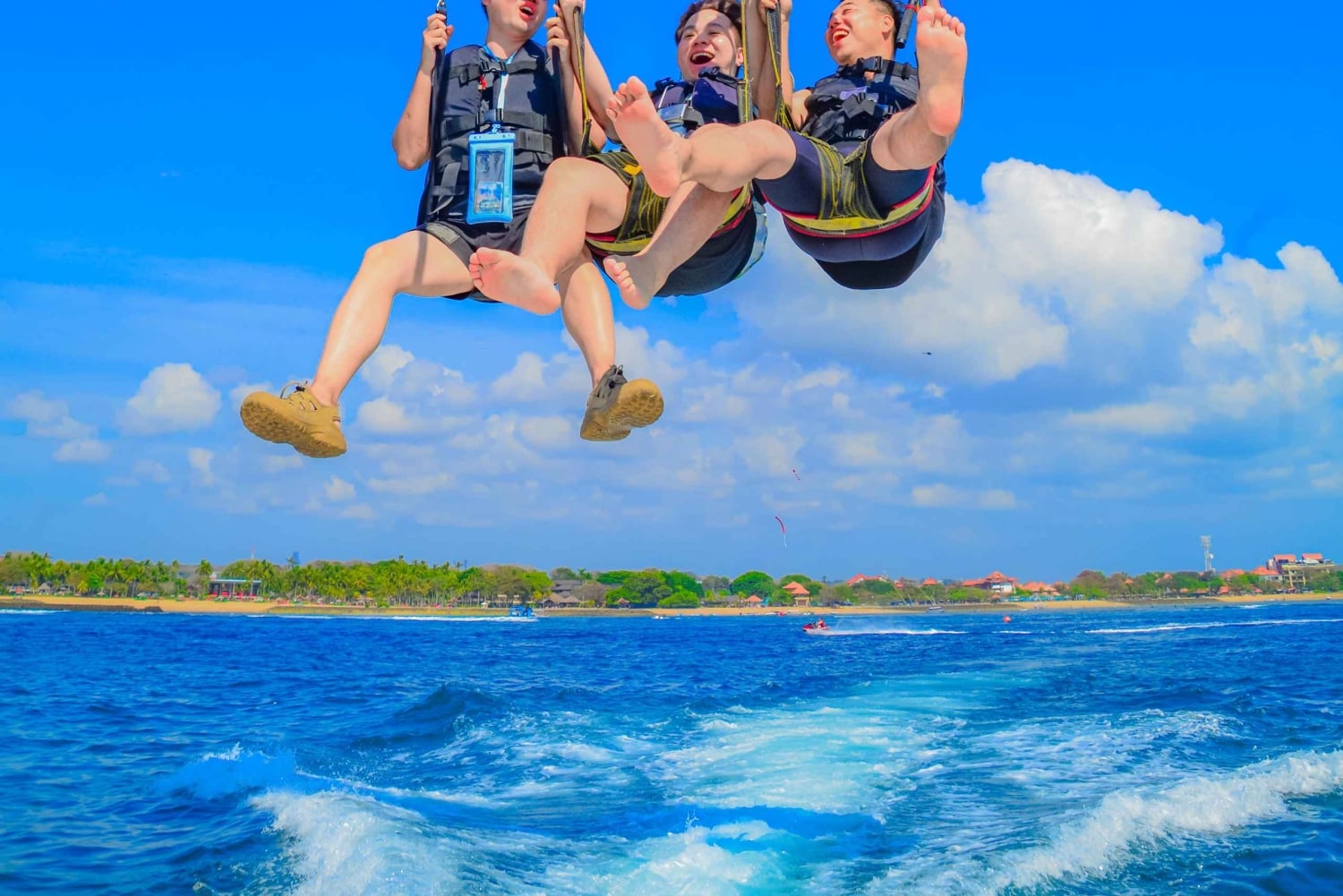 Vattensporter på Bali: Jetski, parasailing, banan- och munkbåt