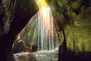 Balis underverk av vattenfall: Utforska naturens mästerverk