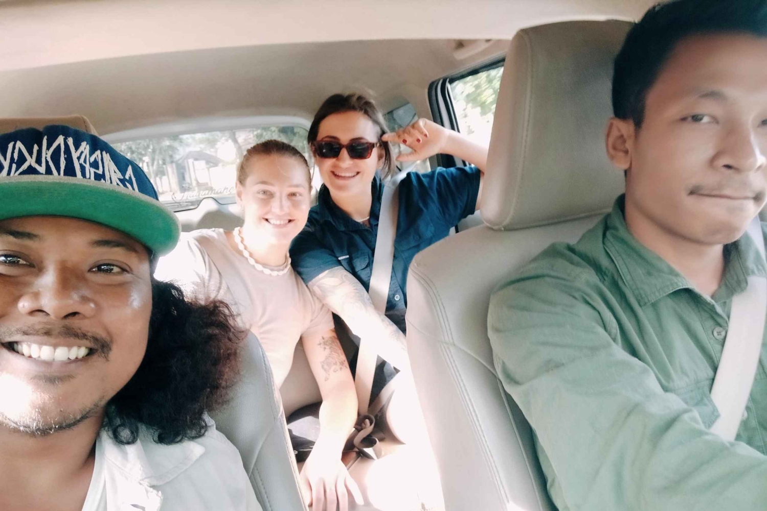 Bangsal Harbour ja Kuta Lombok välinen yksityinen kuljetus