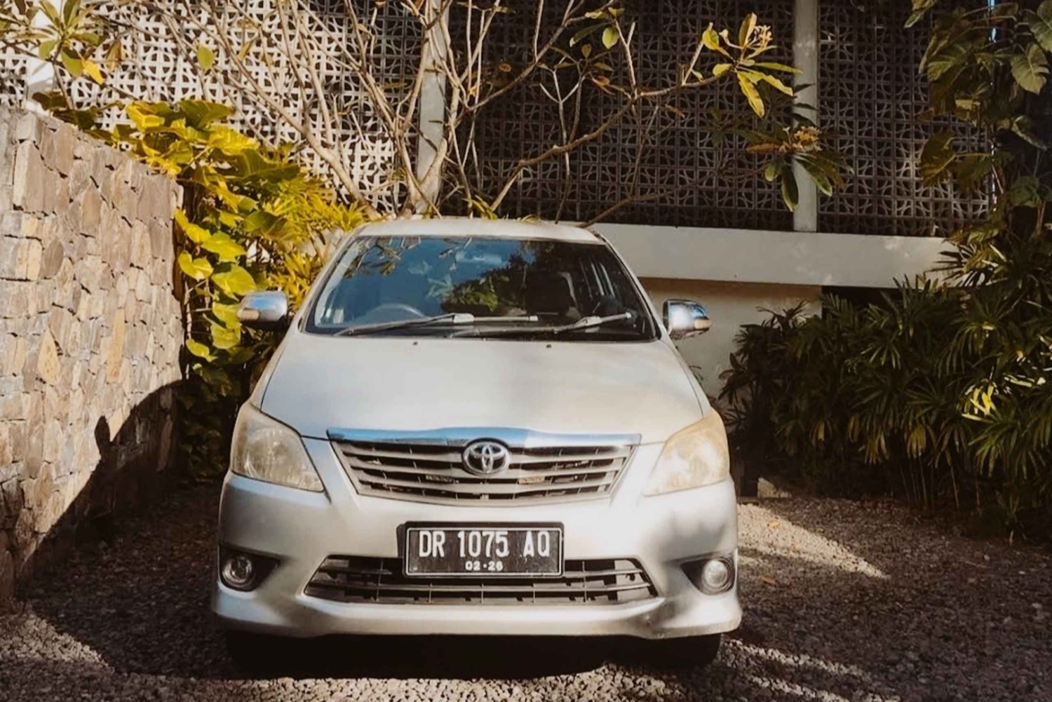 Bangsal Harbour ja Kuta Lombok välinen yksityinen kuljetus