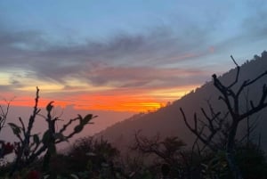 Banyuwangi/Bali: Guidet tur til Ijen-vulkanen og det blå ildstedet ved midnatt