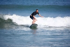 Praia de Kuta, Bali: Aulas de surfe para iniciantes e intermediários