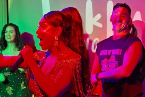 Canggu: Spettacolo di drag queen con cena opzionale