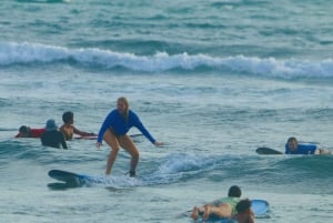Canggu: Kids' Surfing Lesson with Equipment