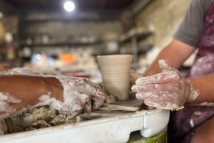 Canggu: Pottery Workshop with Balinese Artist & Souvenir