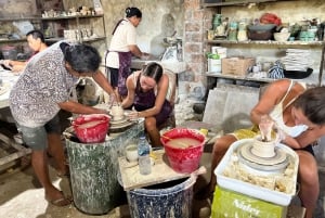 Canggu: Pottery Workshop with Balinese Artist & Souvenir