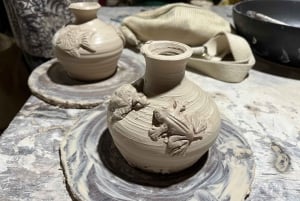 Canggu: Pottery Workshop with Balinese Artist & Souvenir