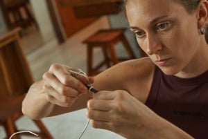 Lezione di gioielleria in argento a Canggu: crea il tuo pezzo d'argento