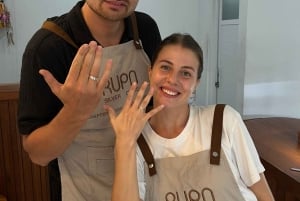 Canggu: Hopeasormustyöpaja auringonlaskun aikaan, sisältää valokuvat