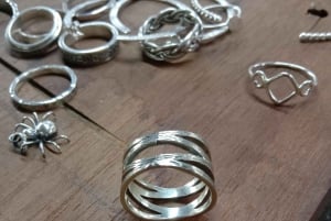 Bali: Workshop i fremstilling af sølvsmykker med lokal sølvsmed