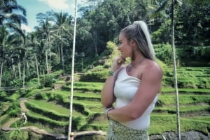 Bali: Passeio de um dia em Ubud com cachoeira, vila e clube de piscina