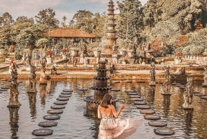 East Bali: Lempuyang Temple, Tirta Gangga & Virgin Beach
