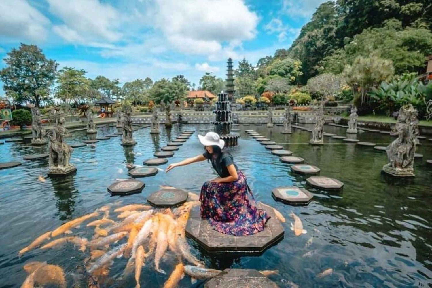 East Bali Tour: Gate of Heaven, Water Palace, Sleeping Gajah