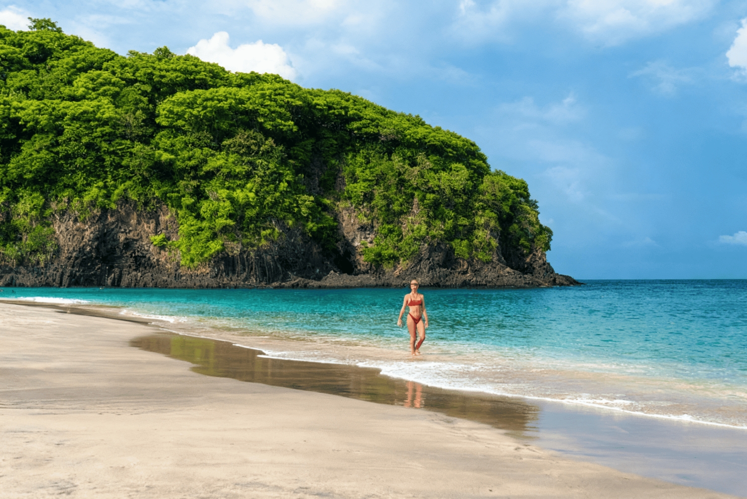 East Bali Tour: Ujung Castle, Gate Temple & Virgin Beach