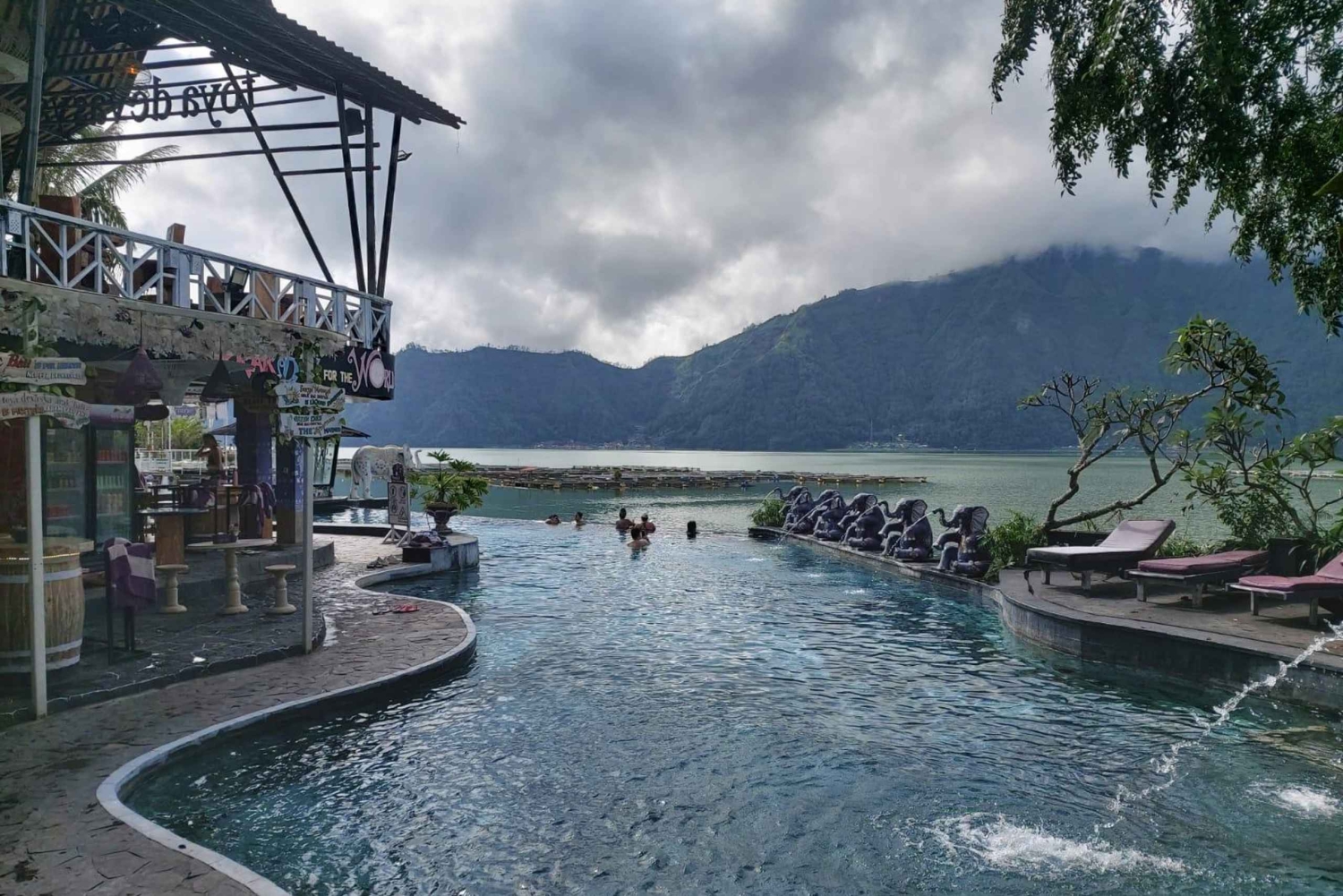 EAST BALI TRIP : BESAKIH TEMPLE/LAKE BATUR/TIRTA EMPUL