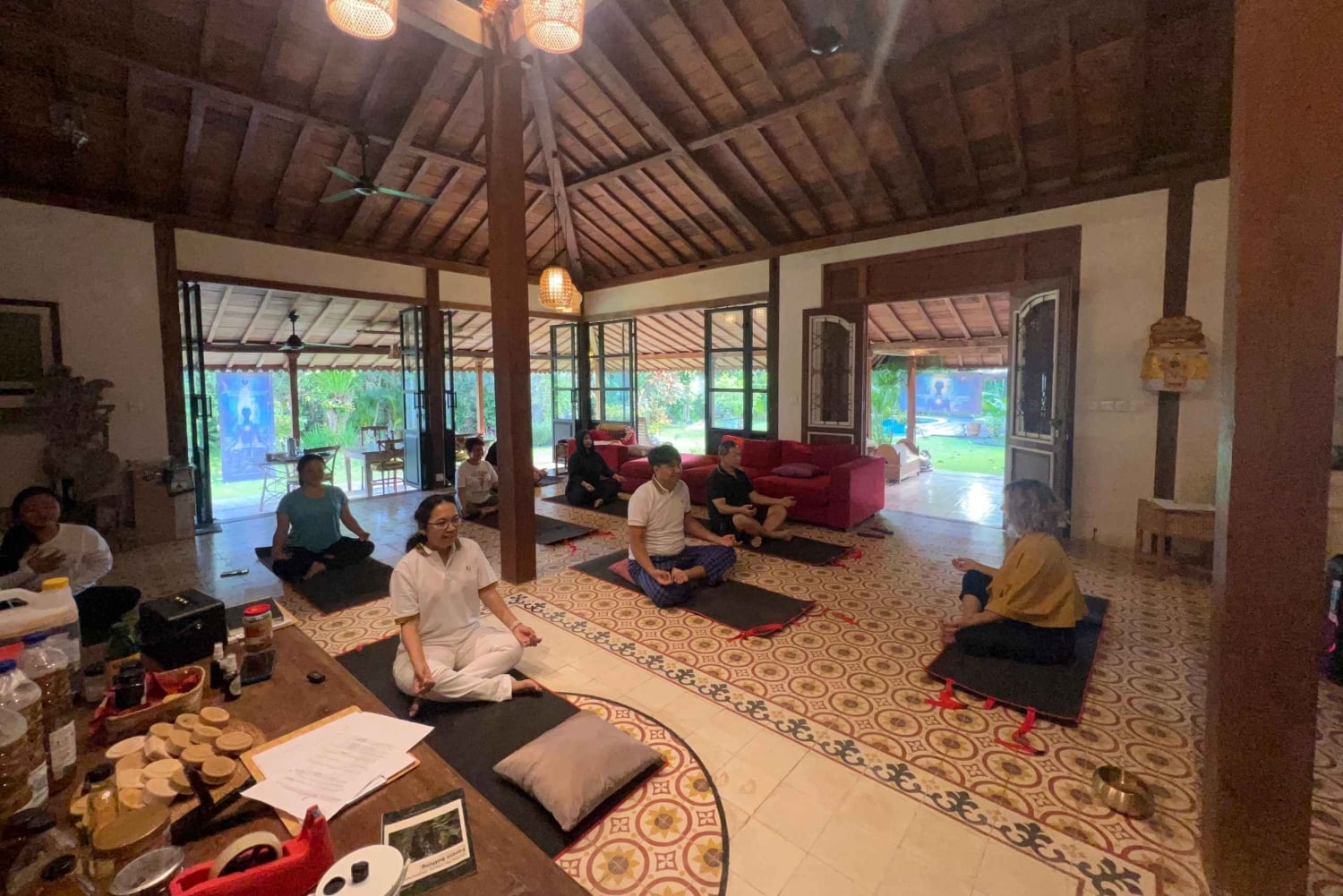 Ешьте, молитесь, любите Бали: исцеление и энергетический сеанс