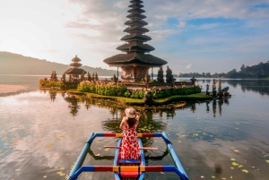 Explorez Munduk avec une excursion personnalisée de 8 heures dans le nord de Bali.