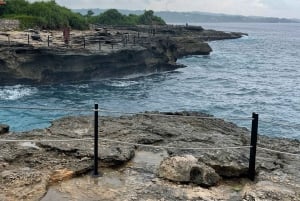 Utforska Nusa Lembongan med traditionell bil och lokal guide
