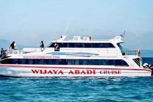 Szybki transport łodzią między Sanur a wyspą Gili