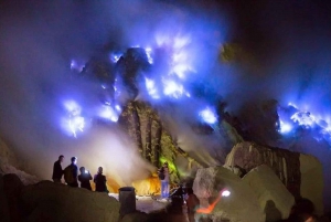 Da Bali: Tour di mezzanotte del Kawah Ijen per vedere il fuoco blu