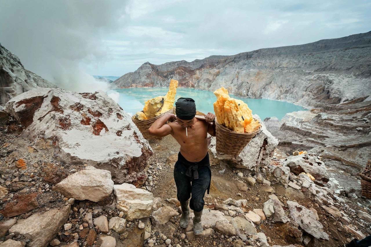 Desde Bali/Banyuwangi: Tour en grupo a medianoche al fuego azul de Ijen
