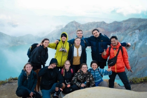 From Bali: Ijen Crater Overnight Volcano Trip with Sunrise