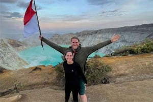 Vanaf Bali: Ijen Vulkaan Zonsopgang Wandeling met Transfer & Alle Kosten