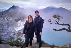 From Bali: Ijen Volcano Sunrise Hike with Transfer & All Fee