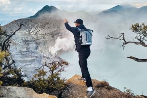 From Bali: Ijen Volcano Sunrise Hike with Transfer & All Fee