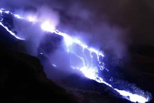 Vanuit Bali: Ijen Vulcano Hike & Blue Fire All Inclusive