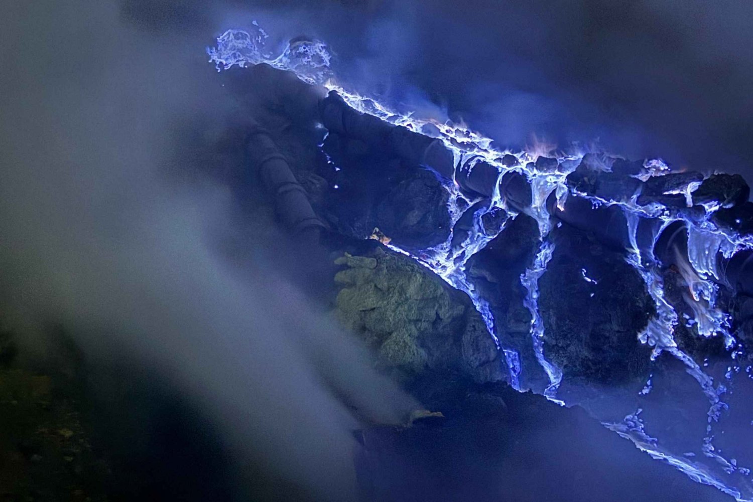 Au départ de Bali : Trekking au lever du soleil sur le majestueux Mont Ijen