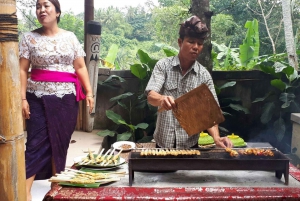 Fra Ubud: Autentisk madlavningskursus i en lokal landsby