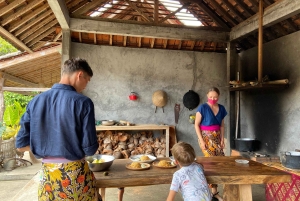 From Ubud: Traditional Bali Coconut Oil Class
