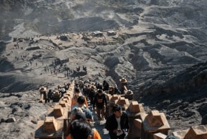 Yogyakartasta tai Balilta: Bromo Ijen 3 päivän retki kuljetuksella