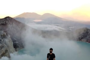 From Yogyakarta or Surabaya: Mount Bromo and Ijen Blue Fire