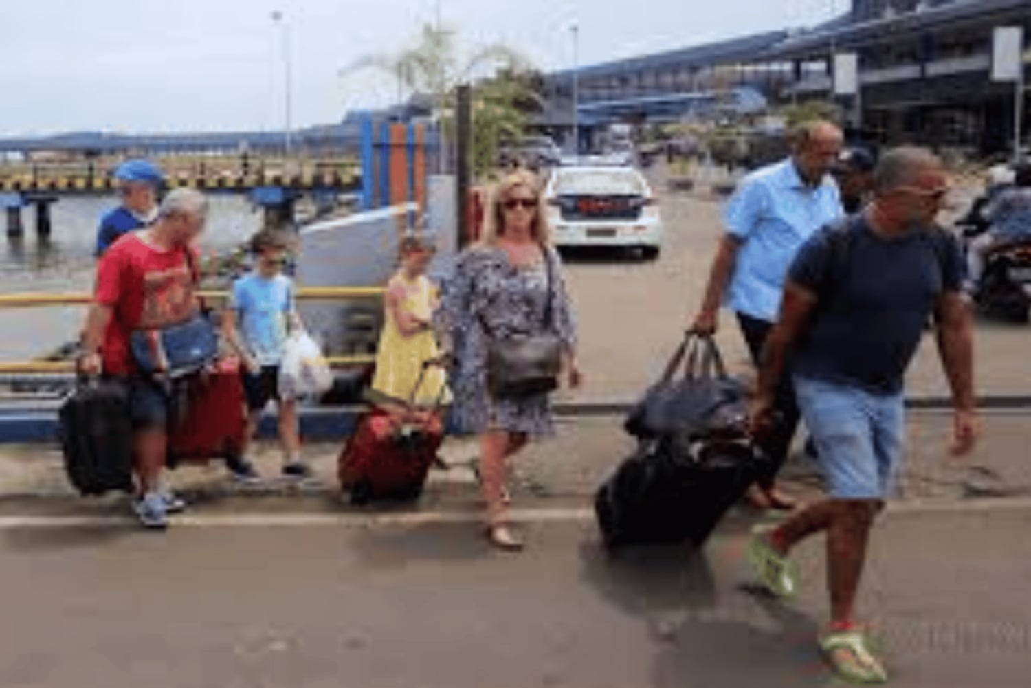 Порт Гилиманук: трансфер из отеля на Бали с опциями