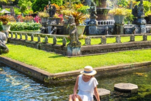 Bali Kohokohta Majesteettinen portti taivaaseen Lempuyang temppeli Tour