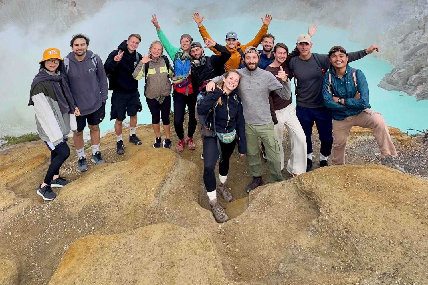 Ijen Volcano: Private Morning Hiking with Pickup & All Fees