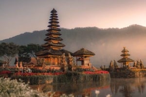 Bali: Jatiluwih UNESCO, Bratan-järvi, ikoninen portti ja Tanah Lot
