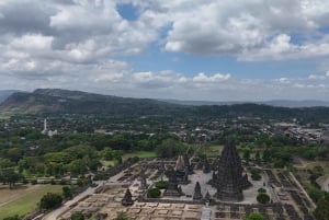 'Java Highlights: Yogyakarta to Bromo & Ijen Volcanoes'