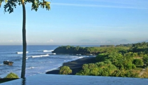 Kembang Desa Beach Villas