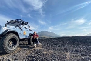 Кинтамани: треккинг на джипе на рассвете и природный горячий источник