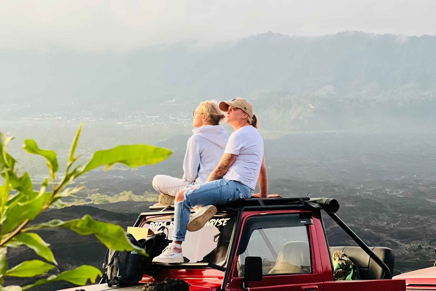 Kintamani: caminhada de jipe ao nascer do sol com fontes termais naturais